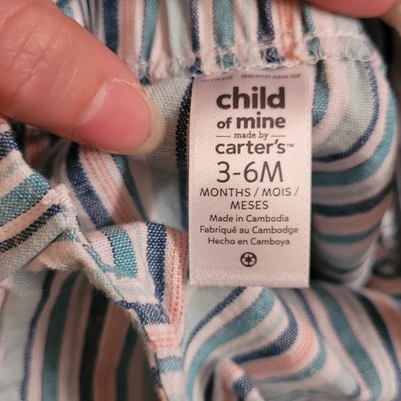 CARTER'S neutral overall outfit. Size 3-6 months. Never Worn! - Picture 5 of 6